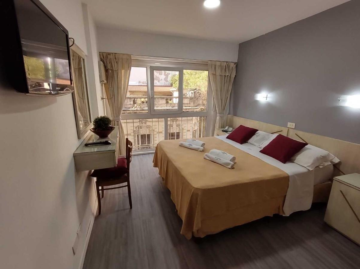 Adm Ayamitre Hotel บัวโนสไอเรส ภายนอก รูปภาพ