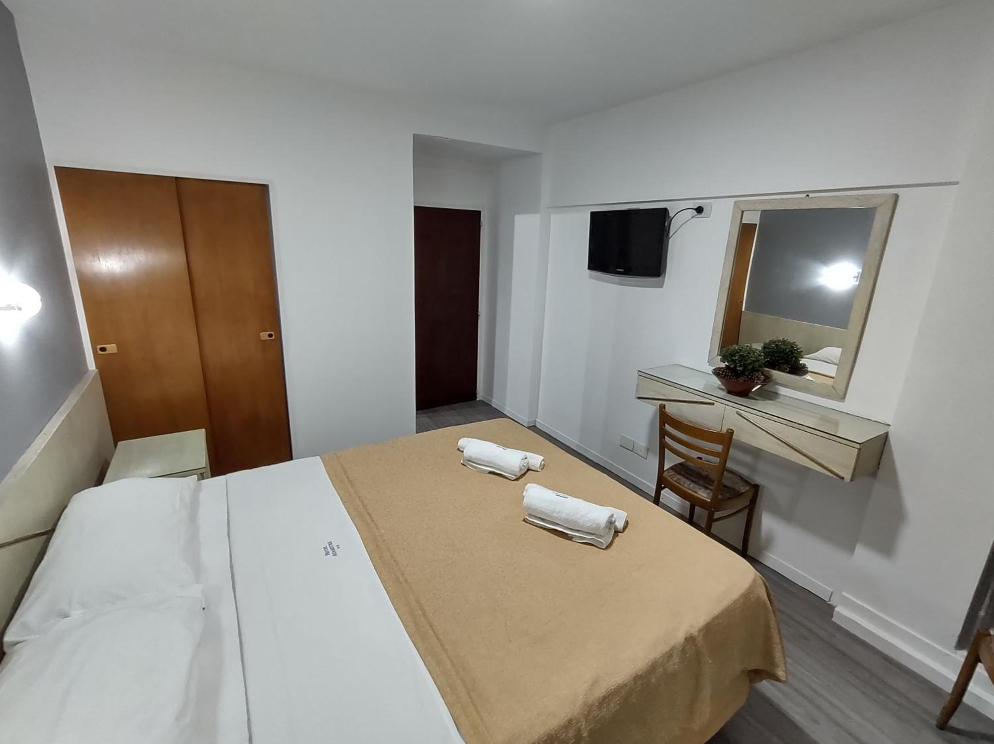 Adm Ayamitre Hotel บัวโนสไอเรส ภายนอก รูปภาพ